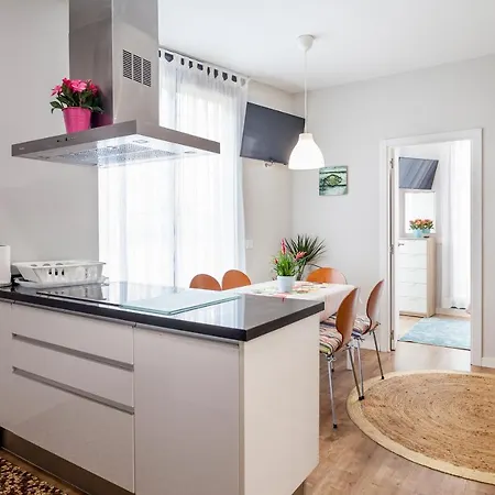 Piso En La Playa, Wifi Gratis Y Ac アパート