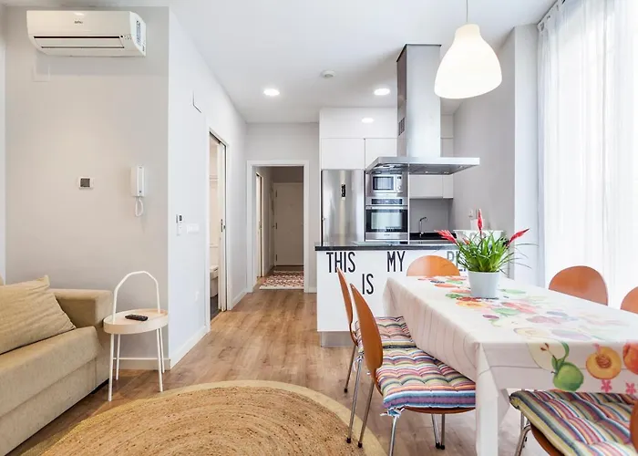 Apartamento Piso En La Playa, Wifi Gratis Y Ac Valencia