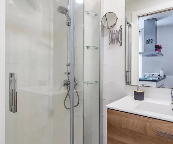 Piso En La Playa, Wifi Gratis Y Ac Apartamento
